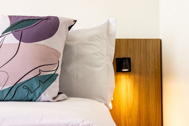 Apartamento 02 quartos cama casal + solteiro