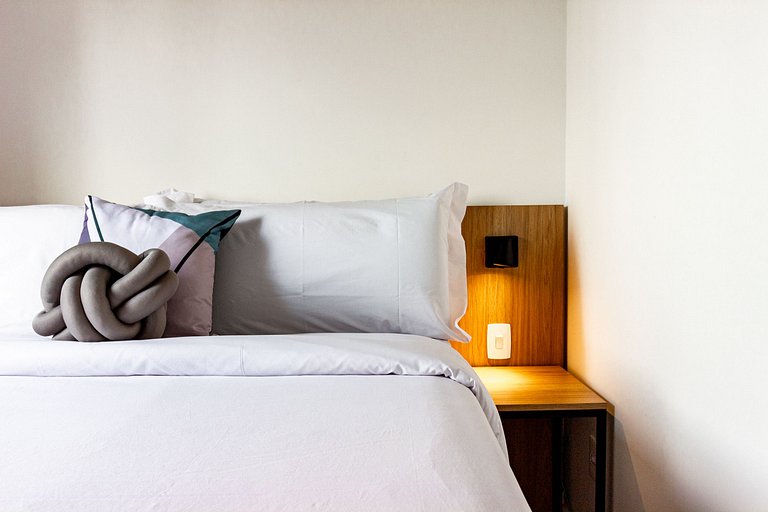 Apartamento Premium 02 quartos cama casal+solteiro com varan