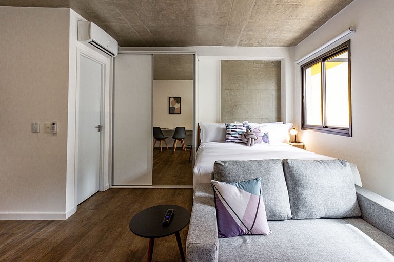 Studio 01 cama casal com varanda