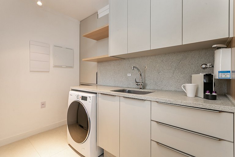 Studio with Washer, Living Room and Kitchen