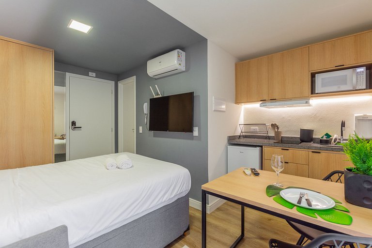 Studio Plus em Curitiba. Prado Velho- Plano mensal