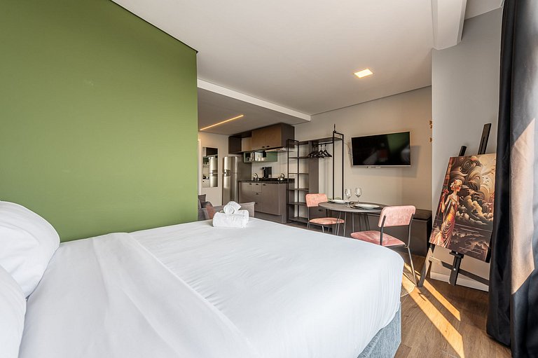 Studio com vista mobiliado para locação em Porto Alegre