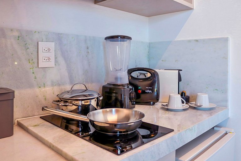 Studio Comfort com Varanda - Vista Parcial Mar