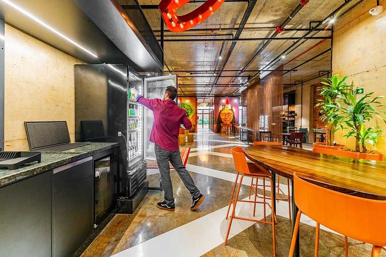 Linked Batel by Xtay - Experiencia Moderna y Conectada a Poc