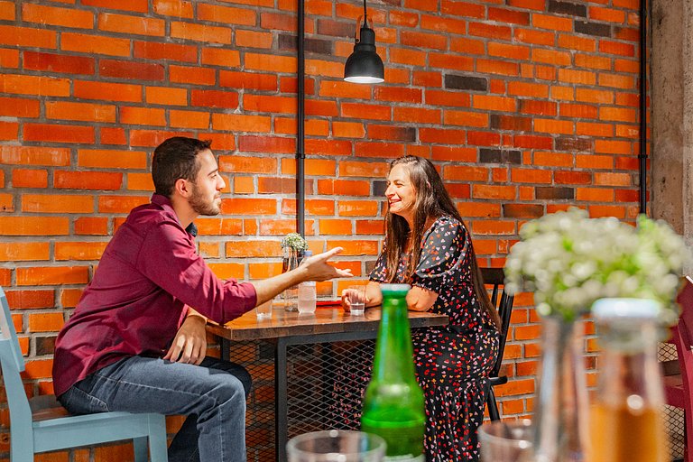 Linked Batel by Xtay - Experiencia Moderna y Conectada a Poc