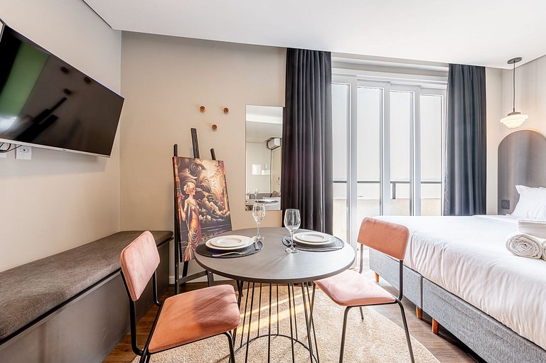 Studio com vista mobiliado para locação em Porto Alegre