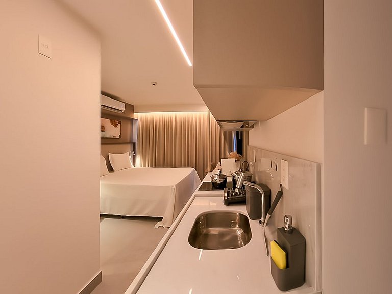 Studio Comfort com varanda Frente Mar