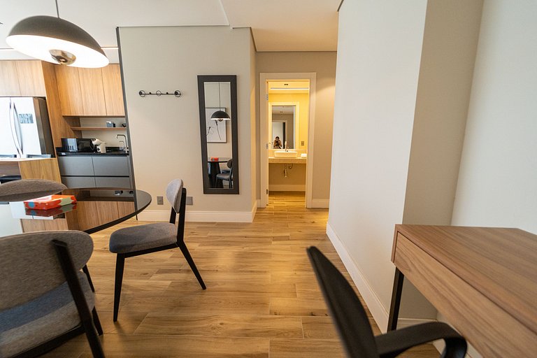 Apartamento com 2 suítes e máquina de lavar