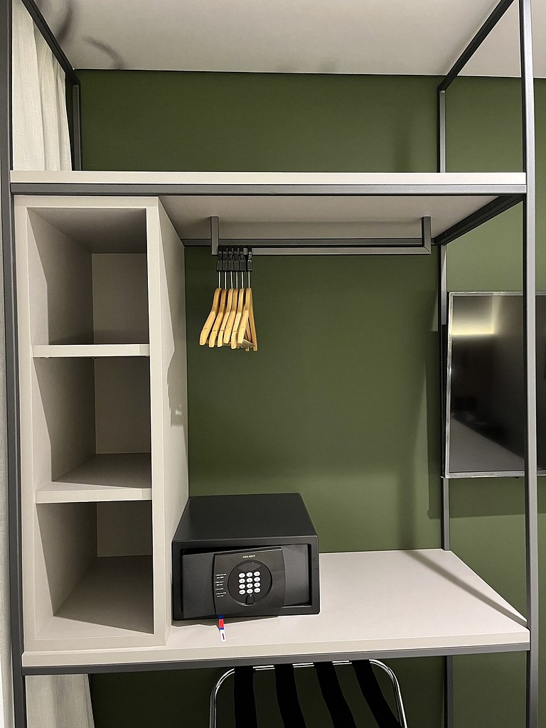 Apto Família 26m² - 3min da praia c/ cozinha