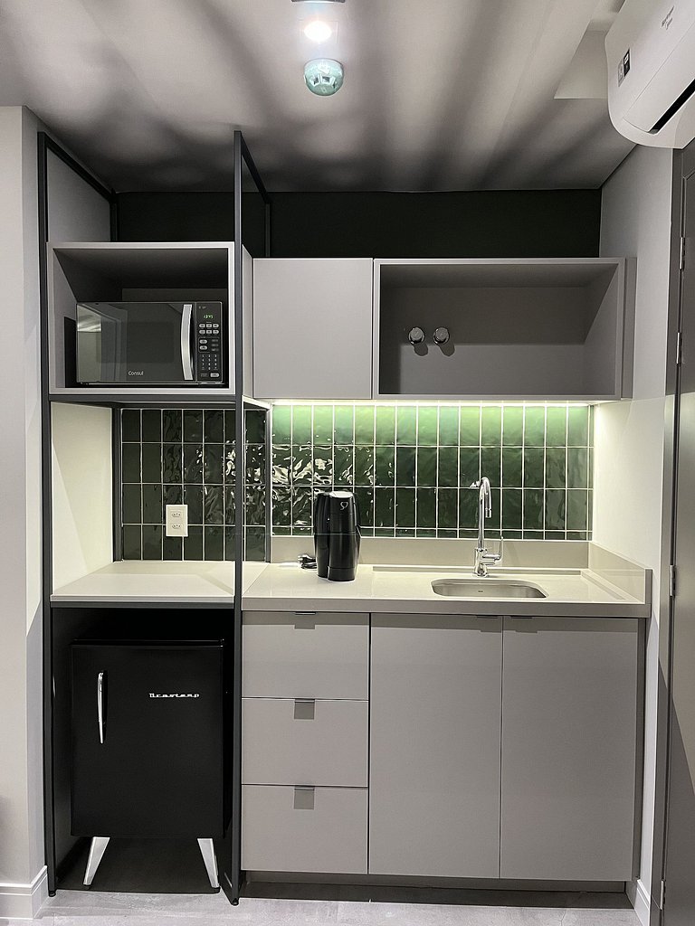 Apto Família 26m² - 3min da praia c/ cozinha