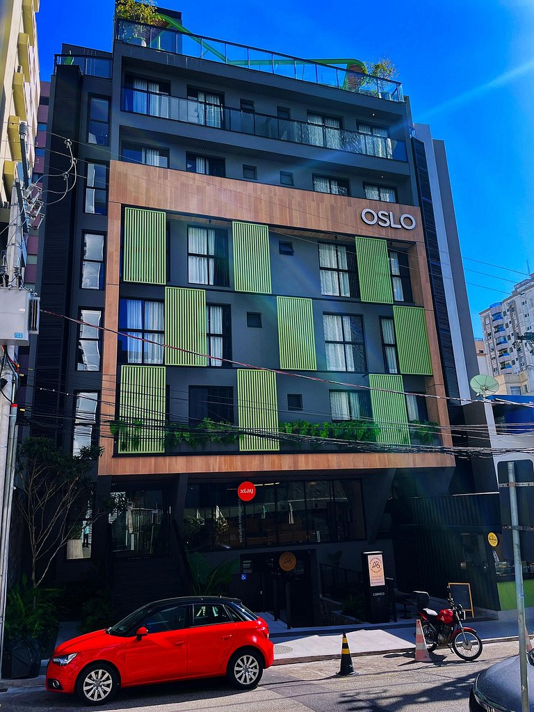 Apto com sacada 39m² - Com varanda e confortável