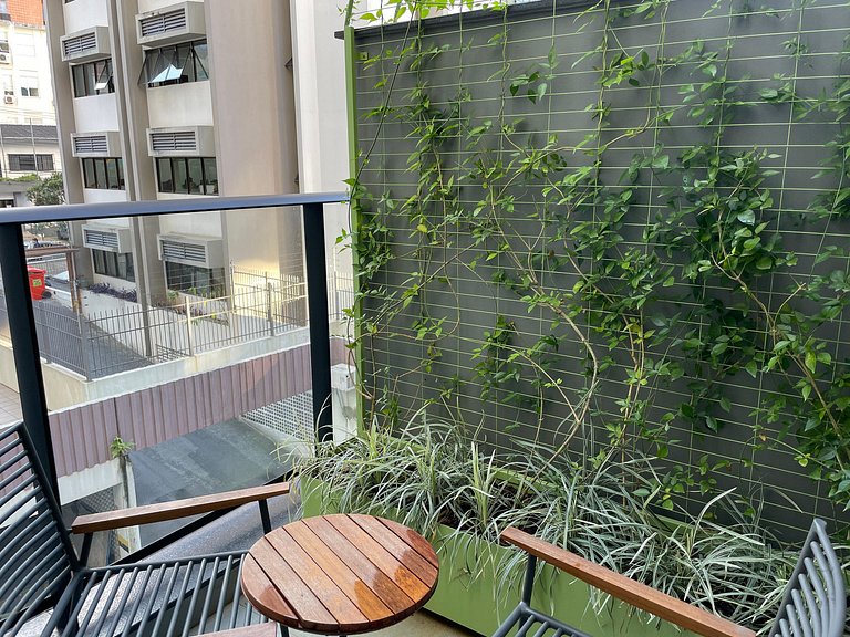 Apto Luxo com varanda 53m² - Completo e aconchegante