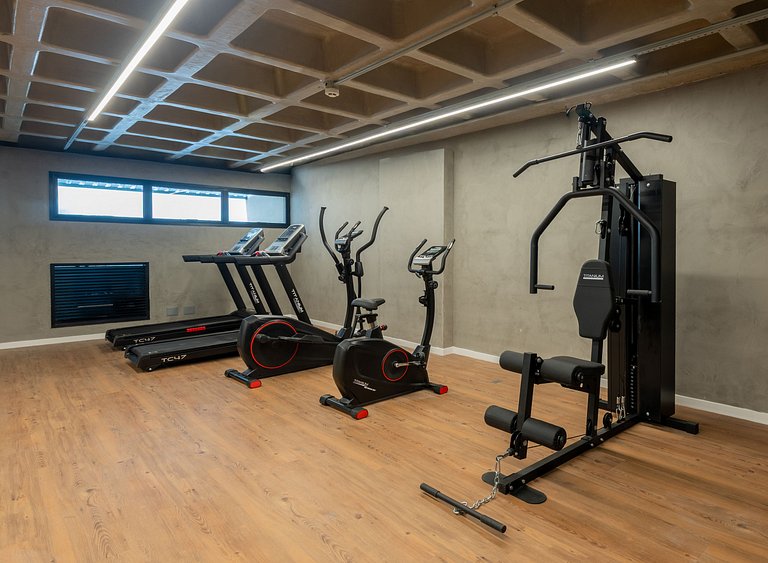 Studio em Perdizes com sofá –perfeito para 2 pessoas, academ