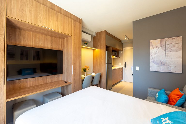 Modern Studio in Perdizes – with Gym, Near Allianz and Bourb