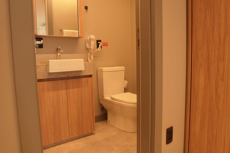 Studio 2 pessoas 36m² - Wi-Fi Rapido e Estacao de Trabalho