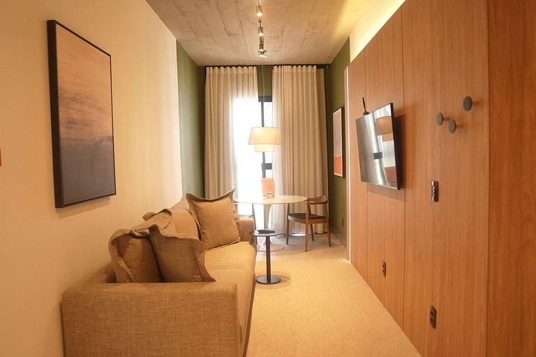 Studio Luxo 47m² - até 2 pessoas com sofá