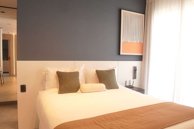 Studio Completo 53m² - No Centro e com cozinha