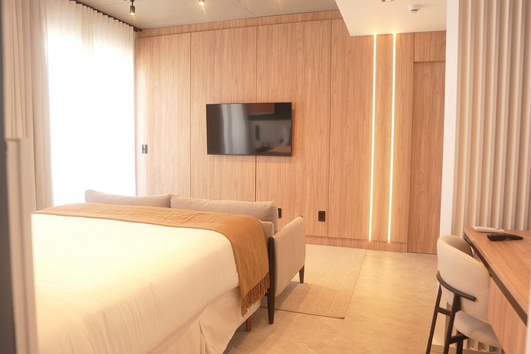 Studio Completo 53m² - No Centro e com cozinha