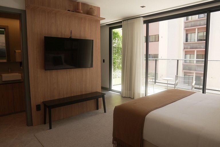 Apto com sacada 39m² - Com varanda e confortável