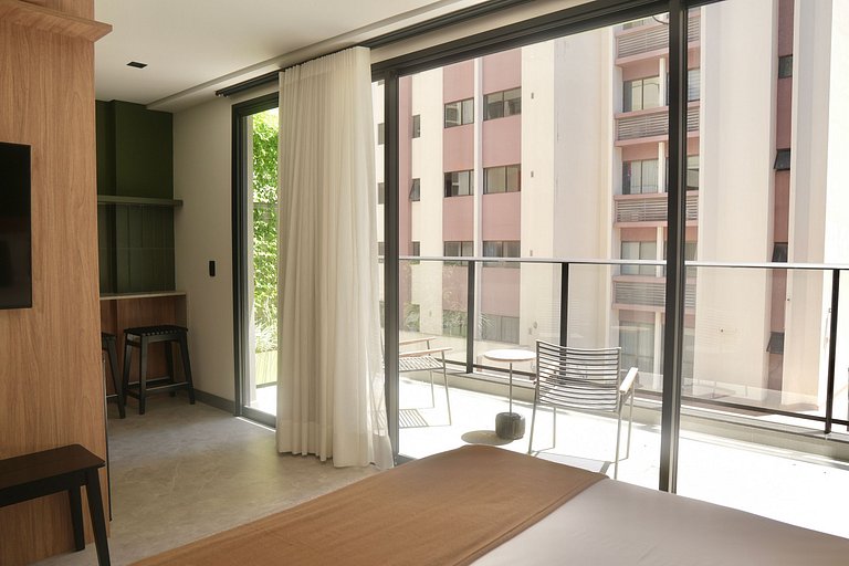 Apto com sacada 39m² - Com varanda e confortável