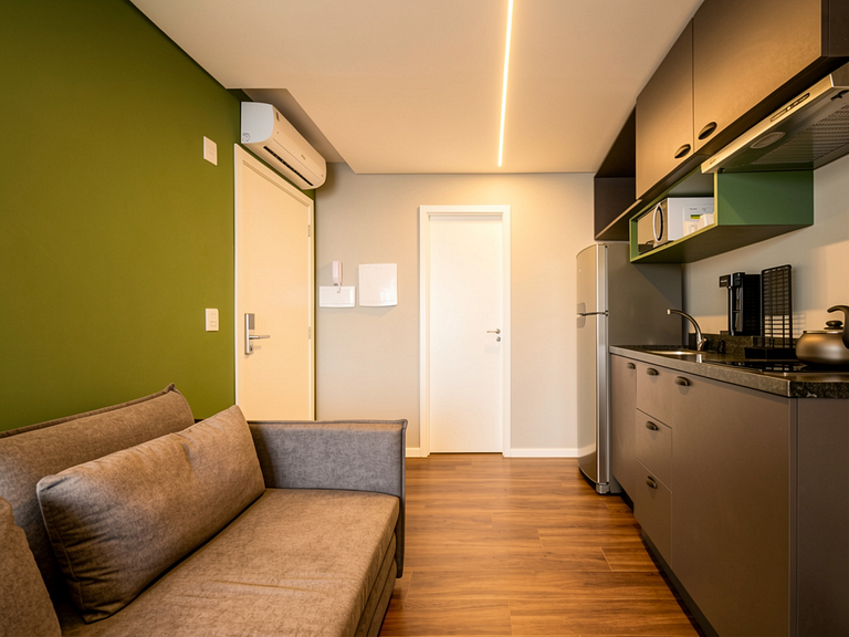 Studio com vista mobiliado para locação em Porto Alegre